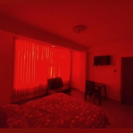 El Jardin De Los Lirios Hotel Mojon de Achocalla Ngoại thất bức ảnh