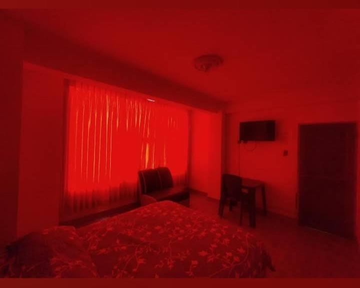 El Jardin De Los Lirios Hotel Mojon de Achocalla Ngoại thất bức ảnh